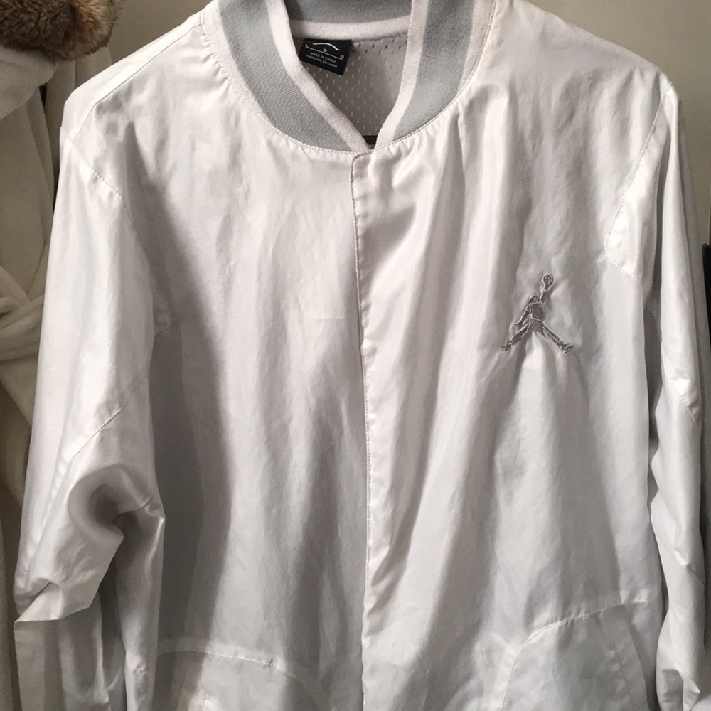 air jordan windbreaker jacket
